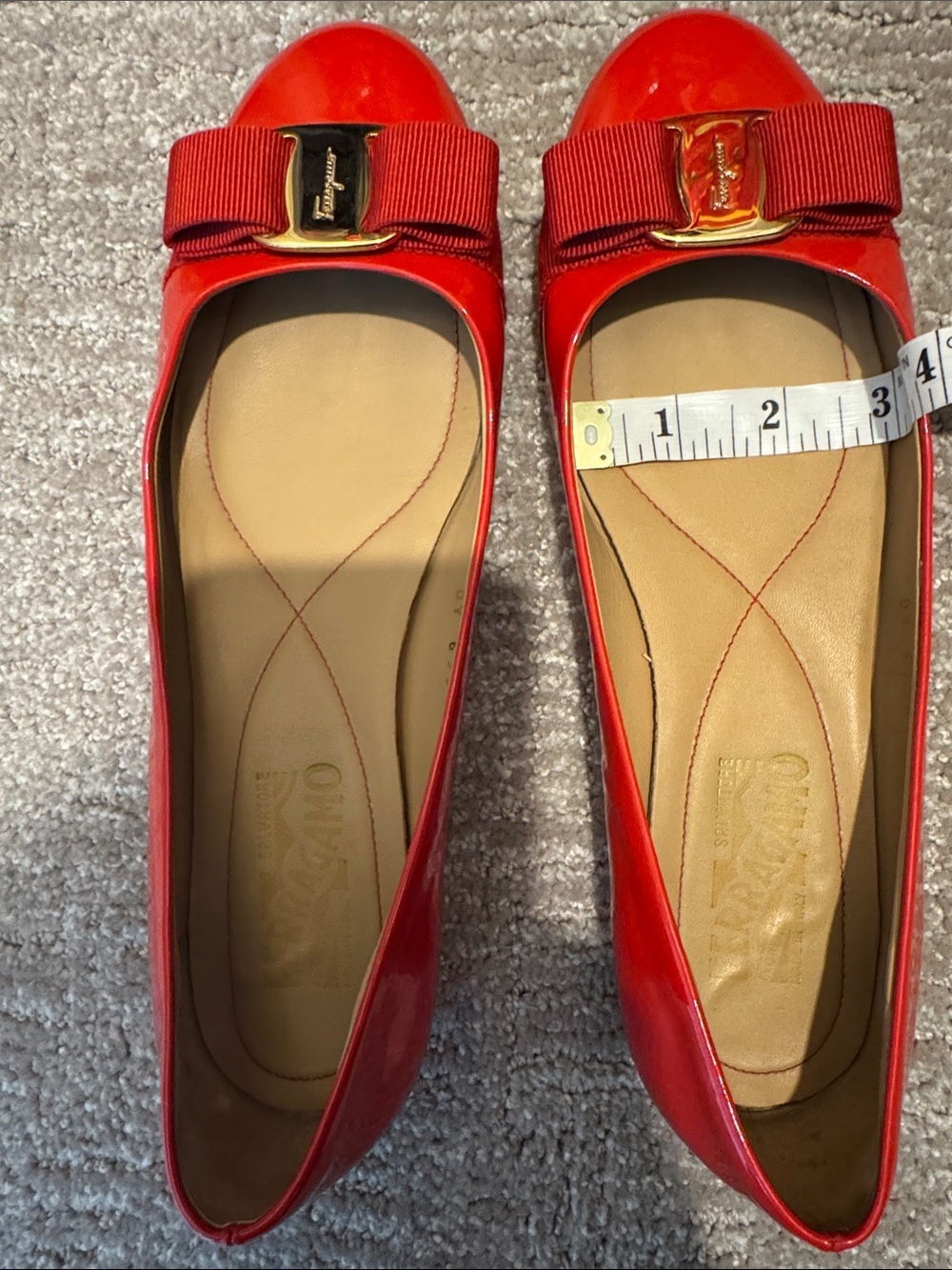 Salvatore Ferragamo Varina Ballet Flat - Picture 15 of 15